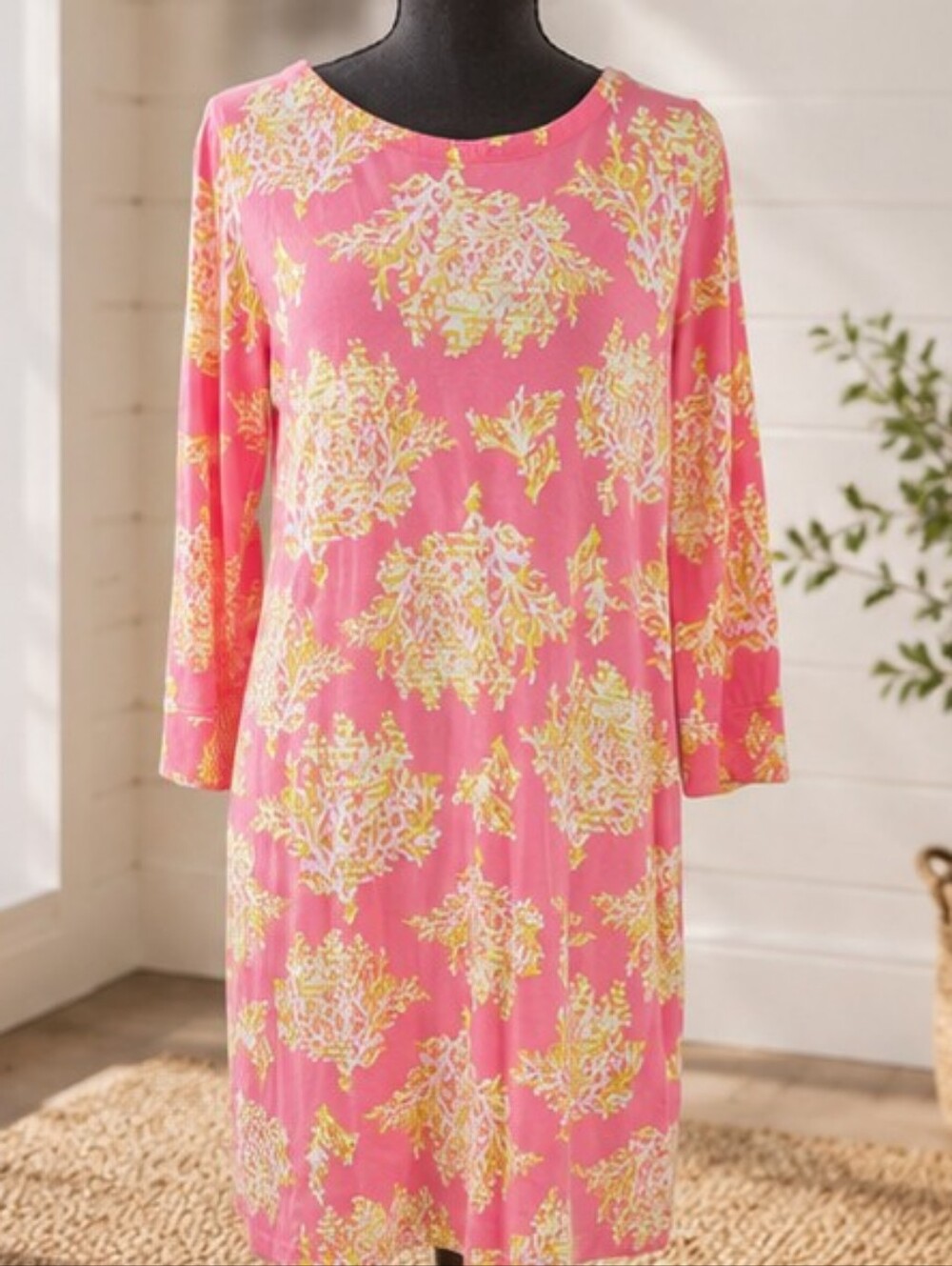 Coastal Look Crown & Ivy Pink Coral Reef Shift Dress XS Resort Beach